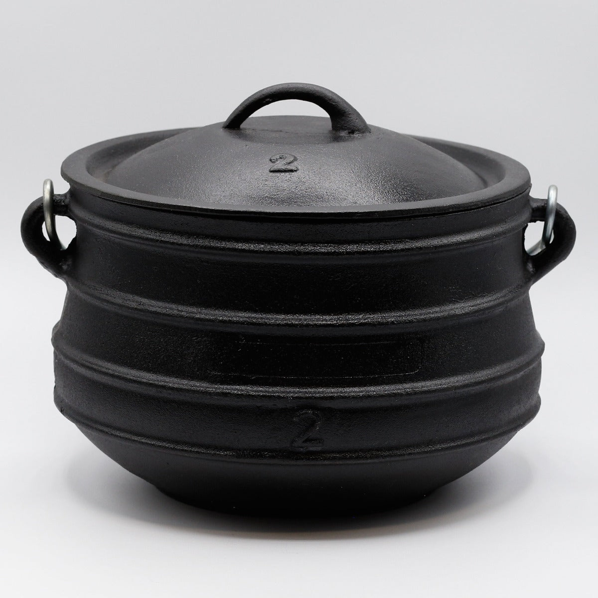 http://www.13moons.com/cdn/shop/products/7-quart-flat-bottom-cauldron-508098.jpg?v=1663861950