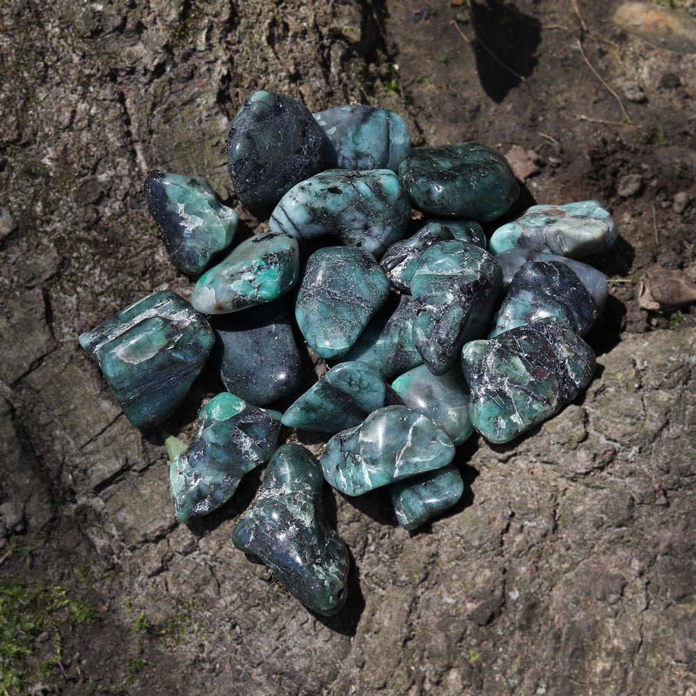 Emerald Tumbled Stone - 13 Moons