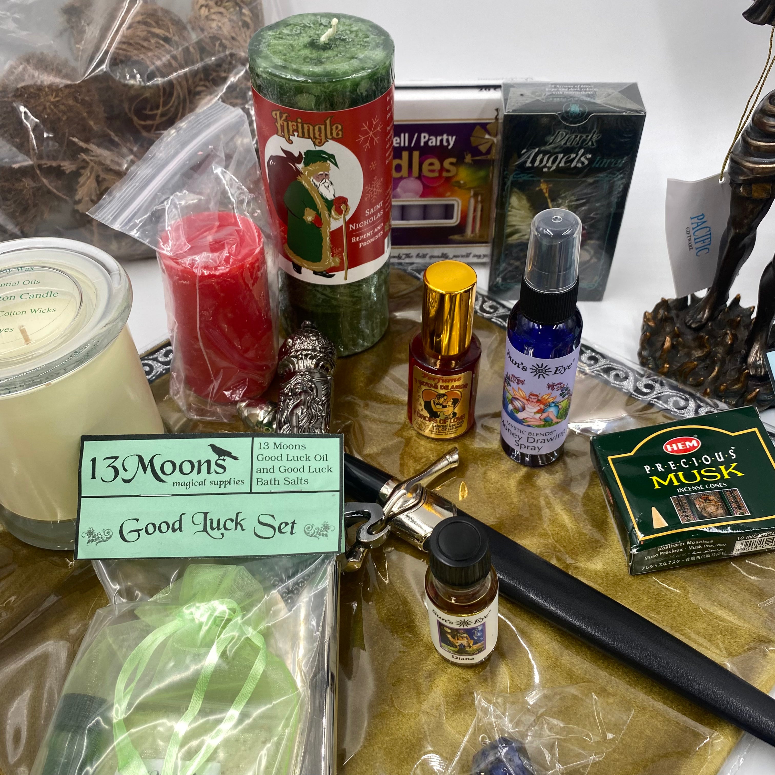 Witch Altar - Sale Lot 13 Moons