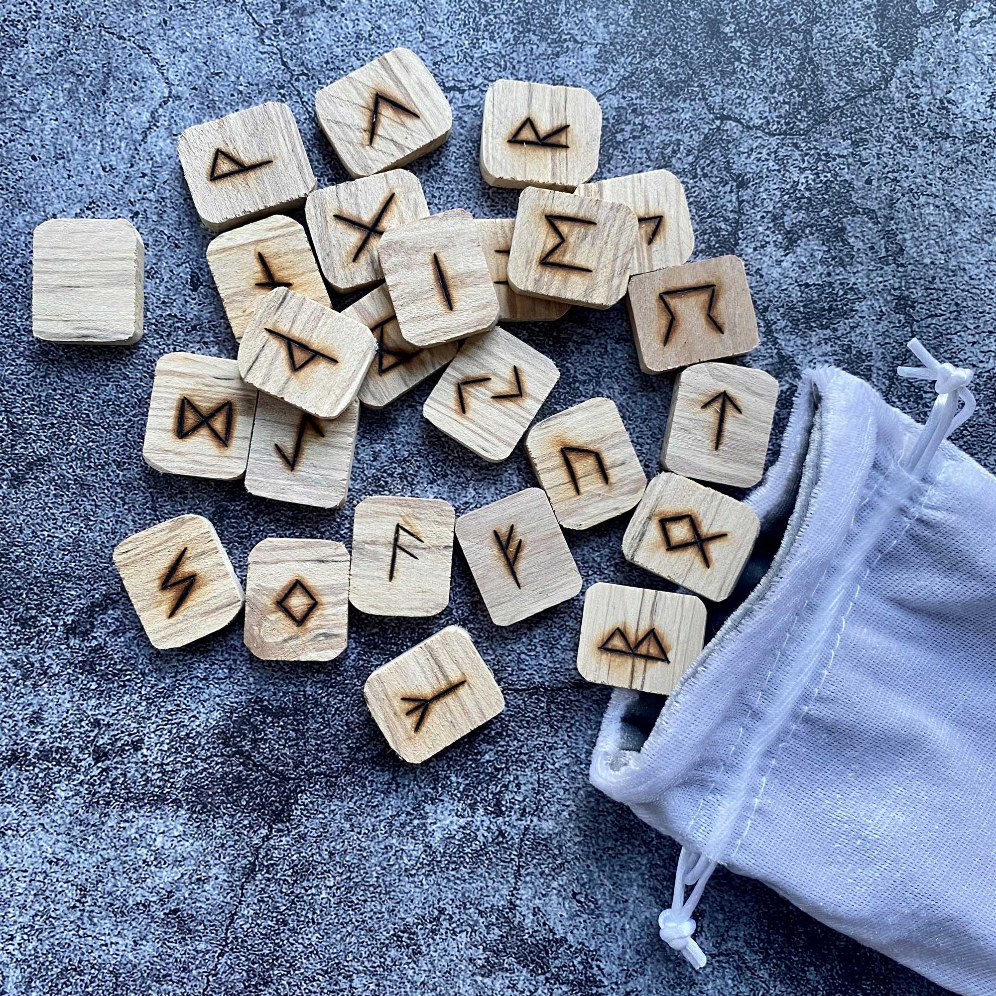 Alder Elder Futhark Runes - 13 Moons