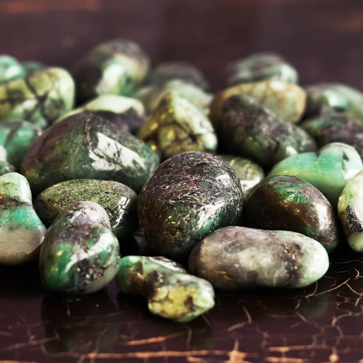 Emerald Tumbled Stone - 13 Moons