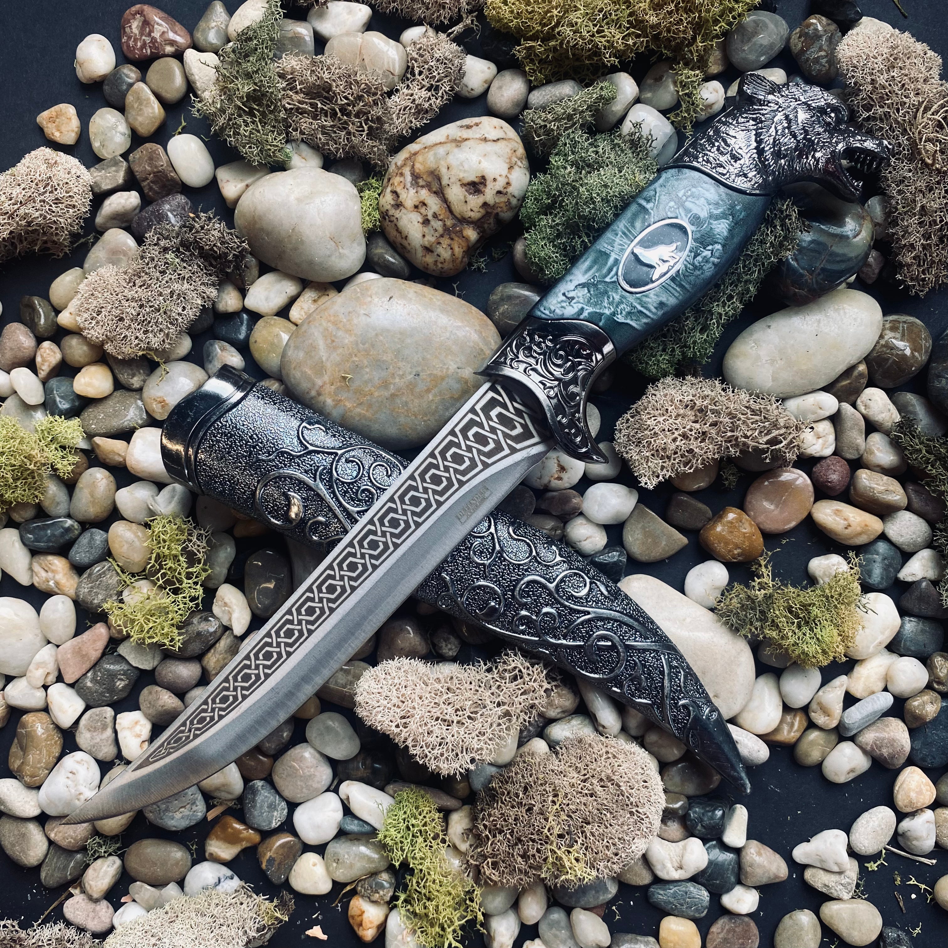Silver Wolf Athame