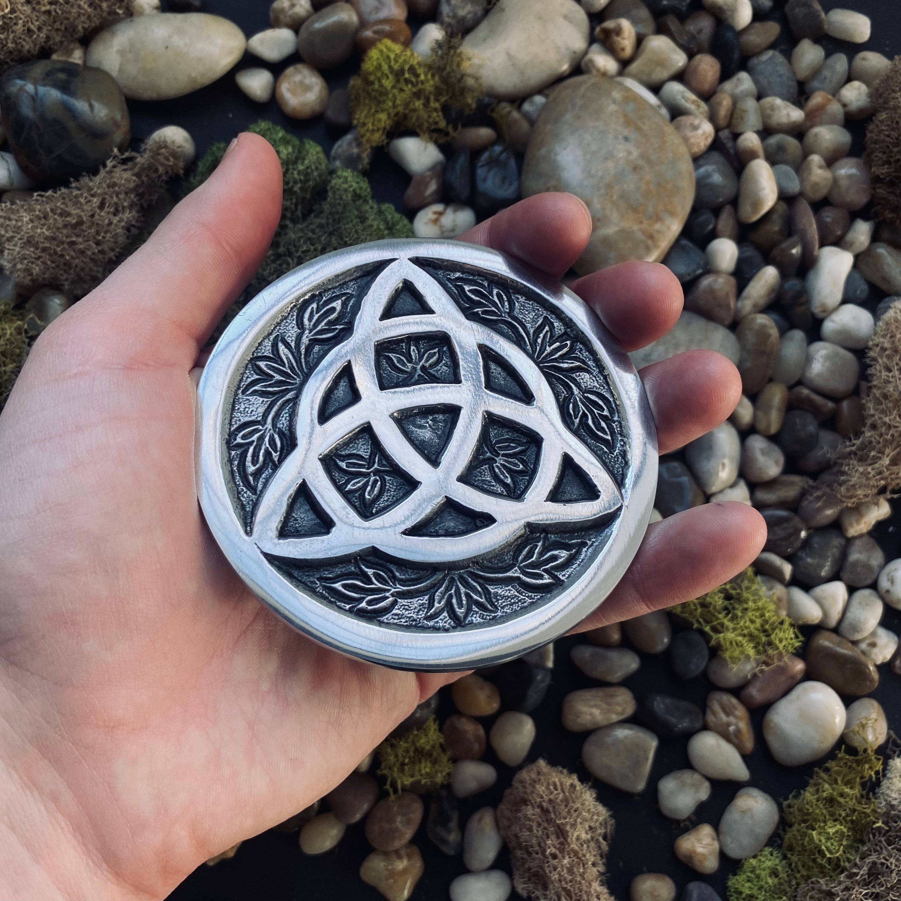 Triquetra Altar Tile, 3 inch