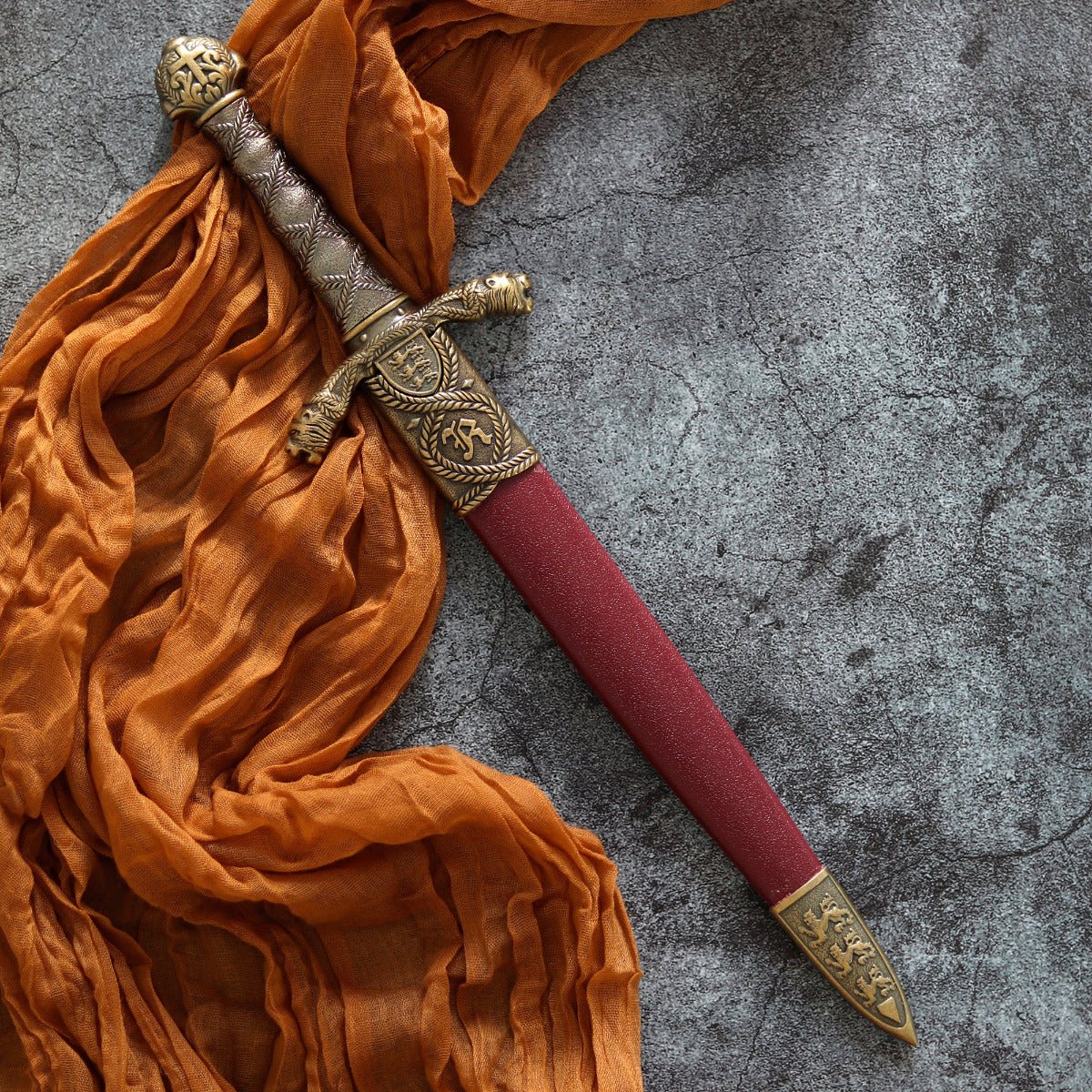 Regal Tiger Ritual Athame - 13 Moons
