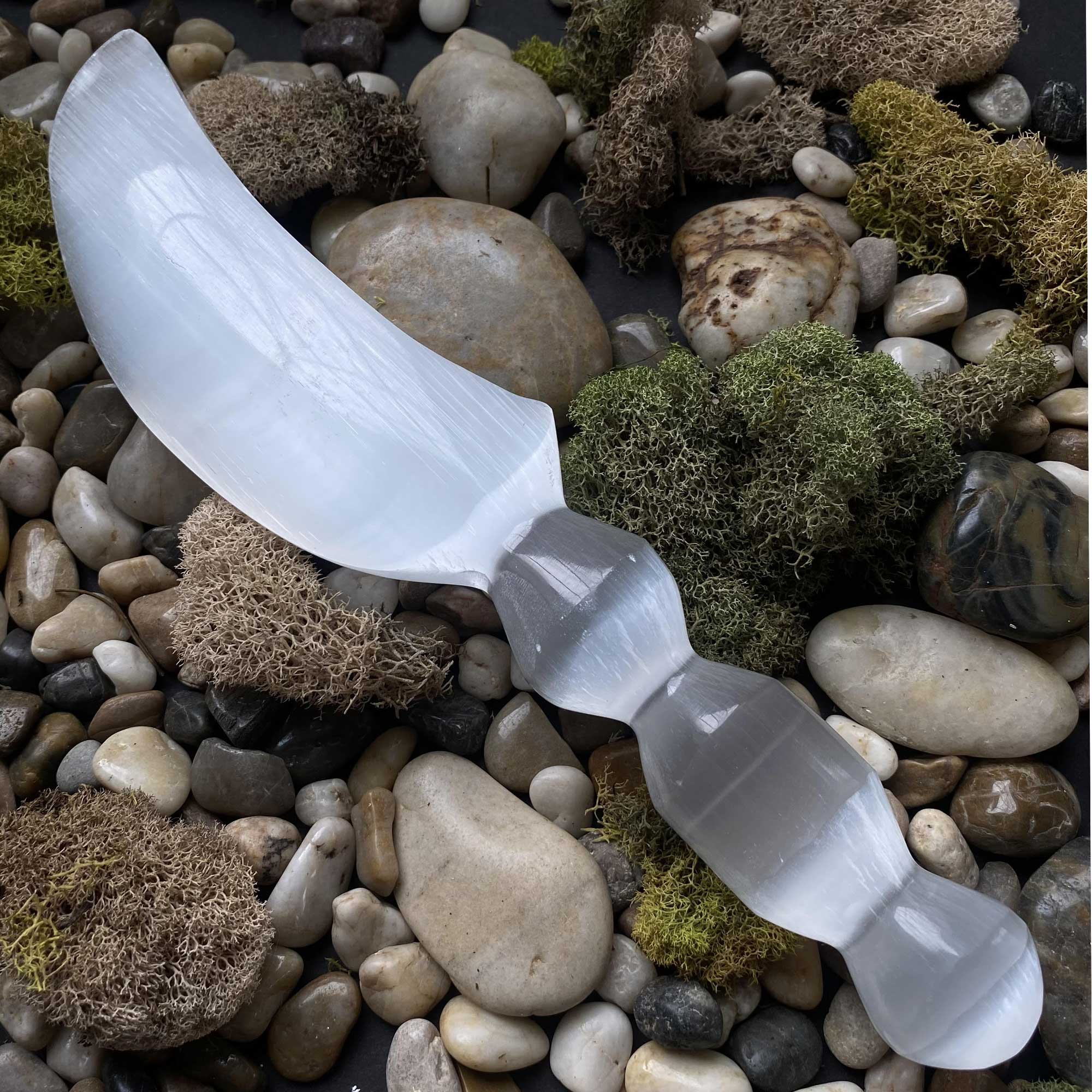 Selenite Moon Goddess Athame - 13 Moons