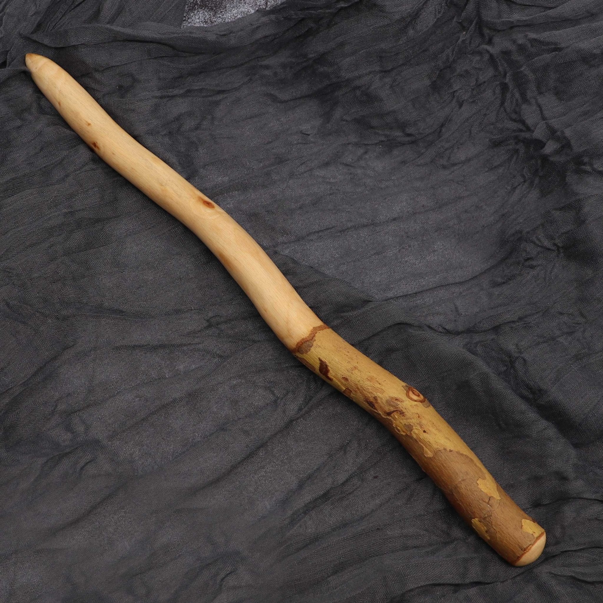 Sycamore Wand - 15 Inches - 13 Moons