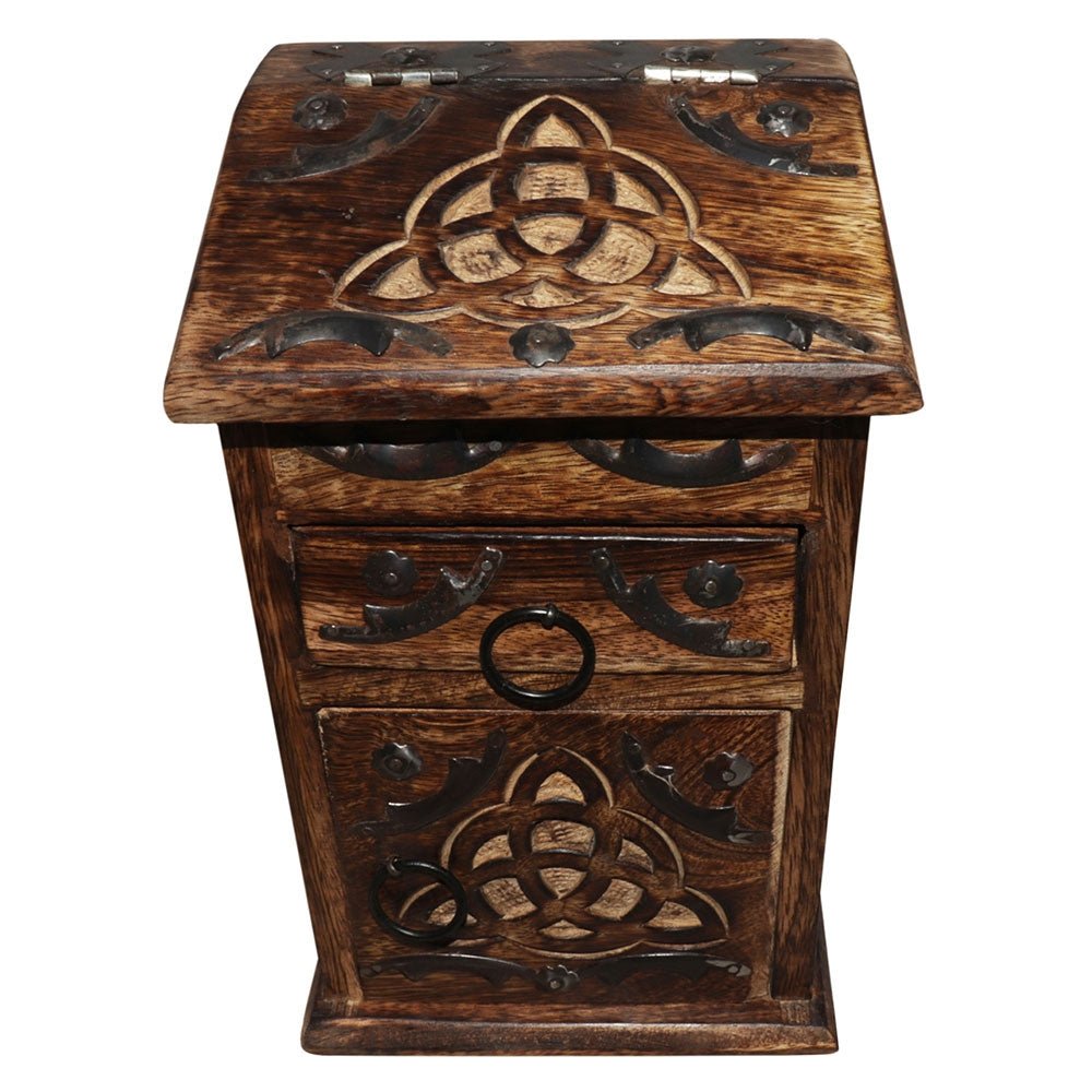 Triquetra Herb Chest - 13 Moons